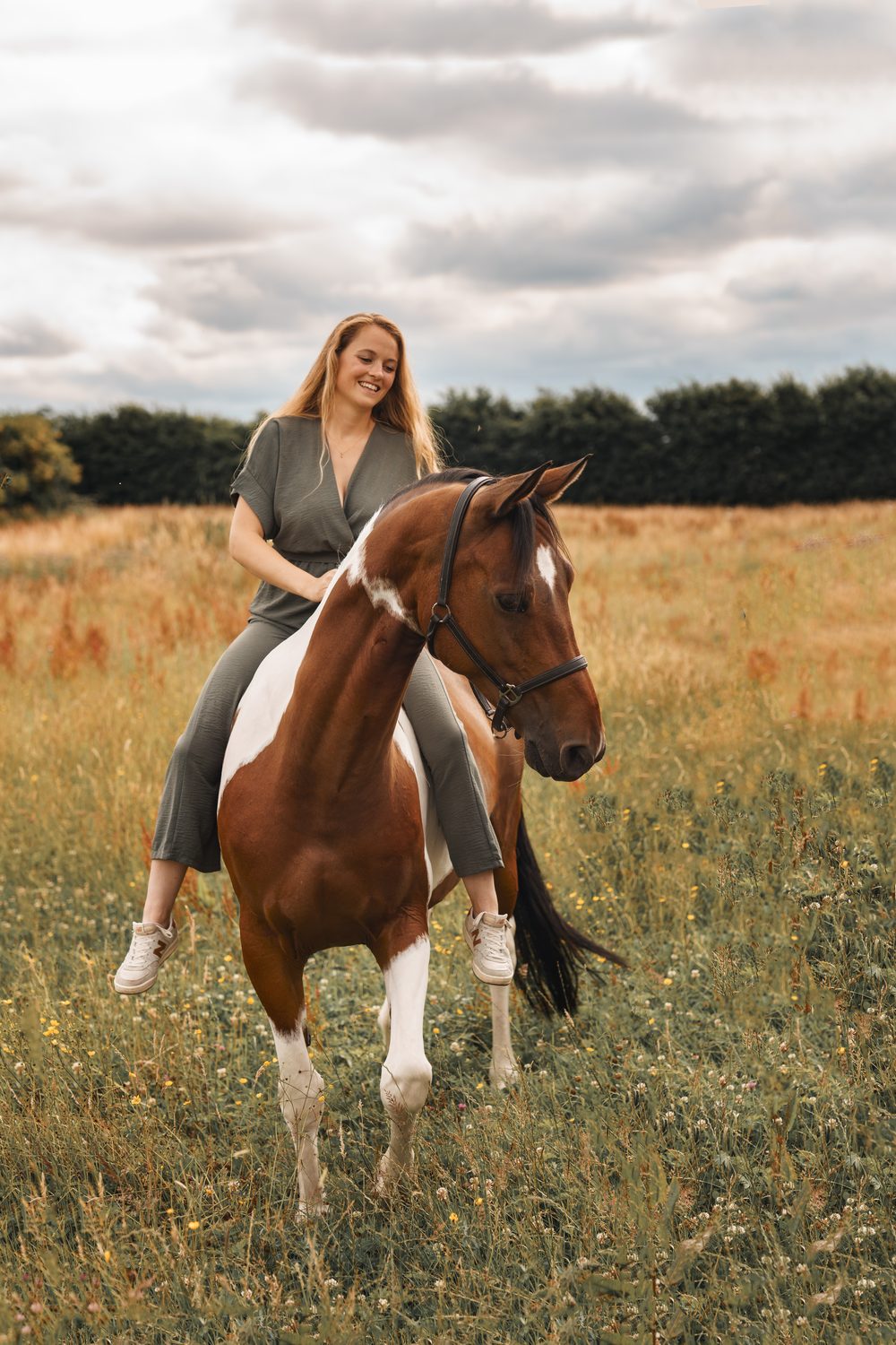 Balade en extérieur avec un cheval